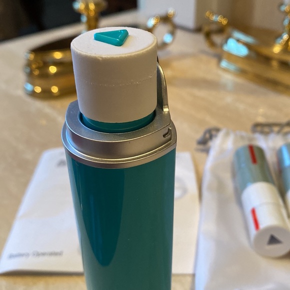 NEW LISTING Emjoi Micro Mani Device for Nails - Picture 7 of 10